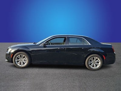 2021 Chrysler 300 Touring