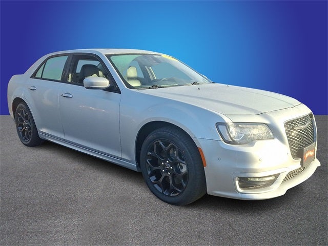 2023 Chrysler 300 Touring