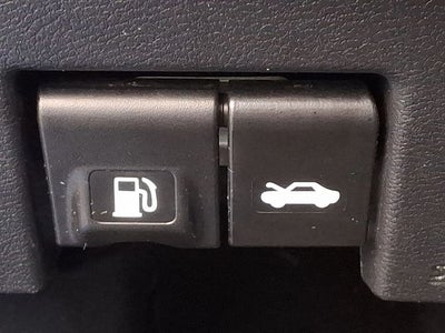 2024 Nissan Versa 1.6 SR