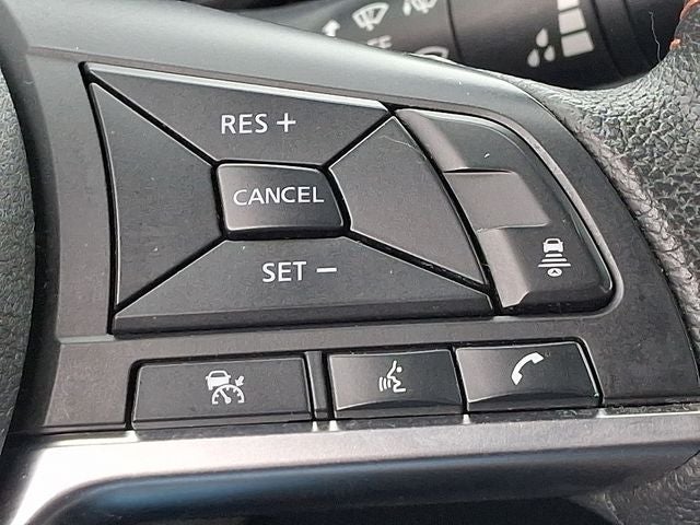 2024 Nissan Versa 1.6 SR