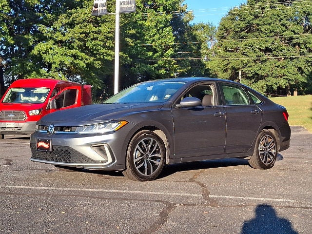 2025 Volkswagen Jetta SE
