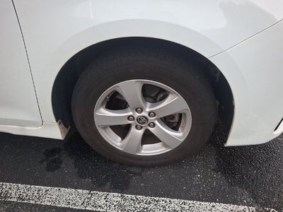 2020 Toyota Sienna LE 8 Passenger