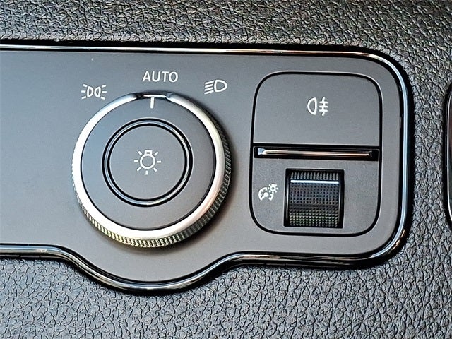 2025 Mercedes-Benz Sprinter 2500 Cargo 170 WB High Roof