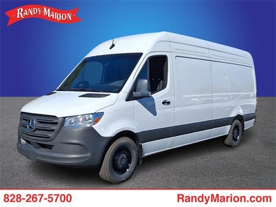 2025 Mercedes-Benz Sprinter 2500 Cargo 170 WB High Roof