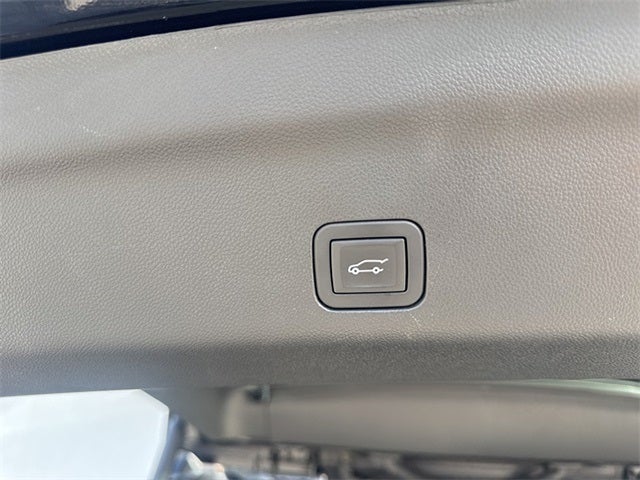 2025 Chevrolet Suburban RST