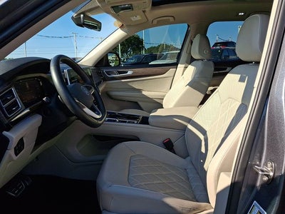 2024 Volkswagen Atlas 2.0T SEL Premium R-Line