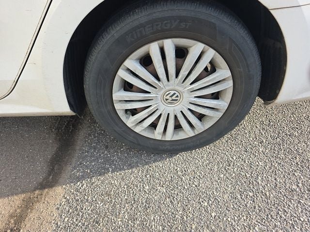 2015 Volkswagen Passat 1.8T S