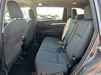 2019 Toyota Highlander LE