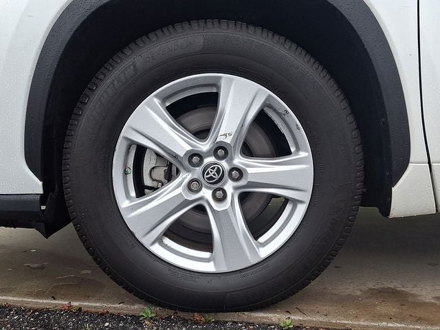 2021 Toyota Highlander LE