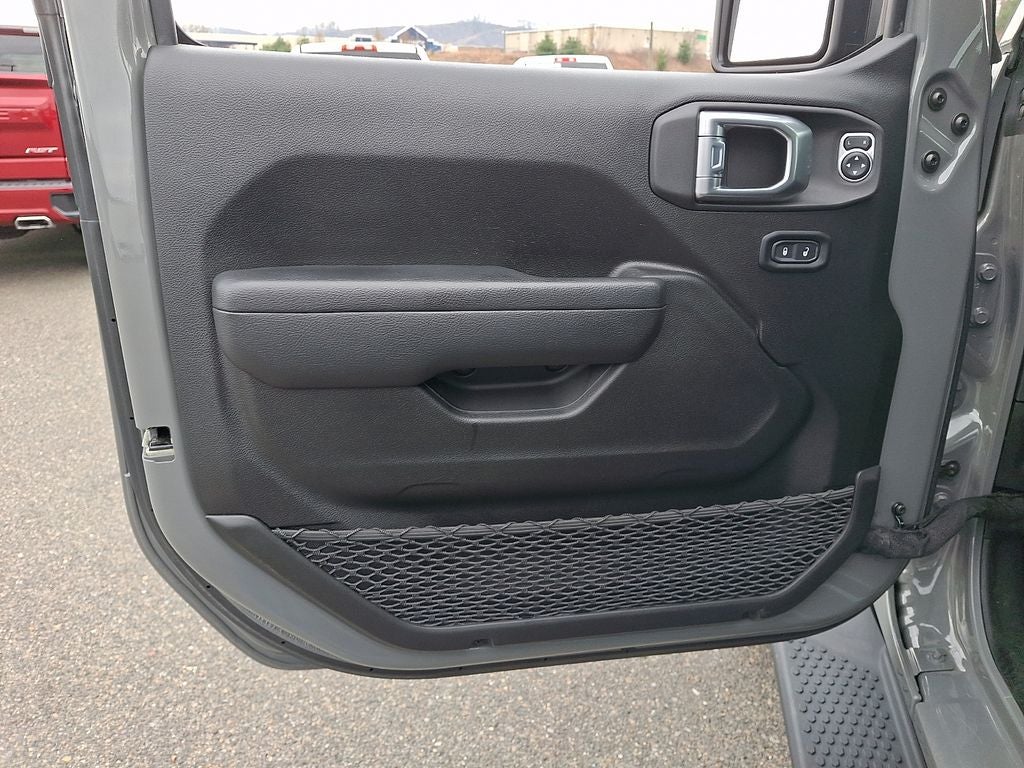 2022 Jeep Wrangler Unlimited Willys