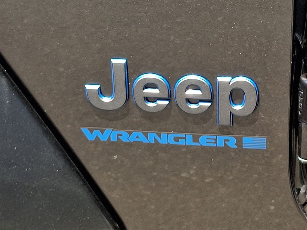 2025 Jeep Wrangler Sahara 4xe