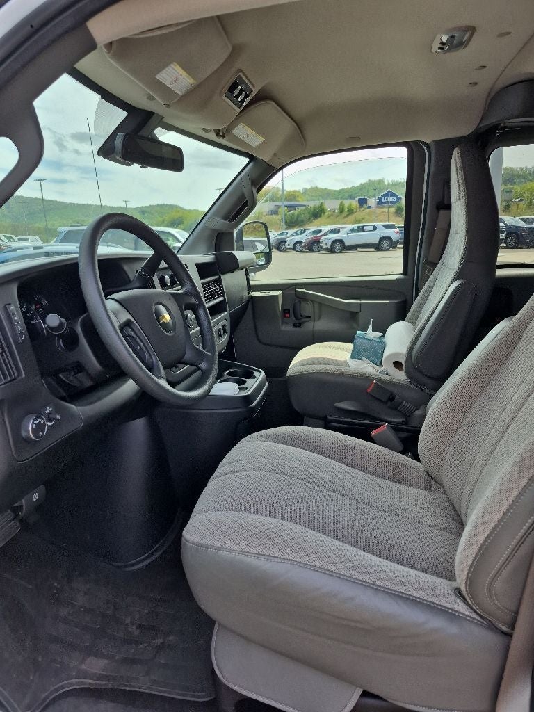 2019 Chevrolet Express 3500 LT Passenger