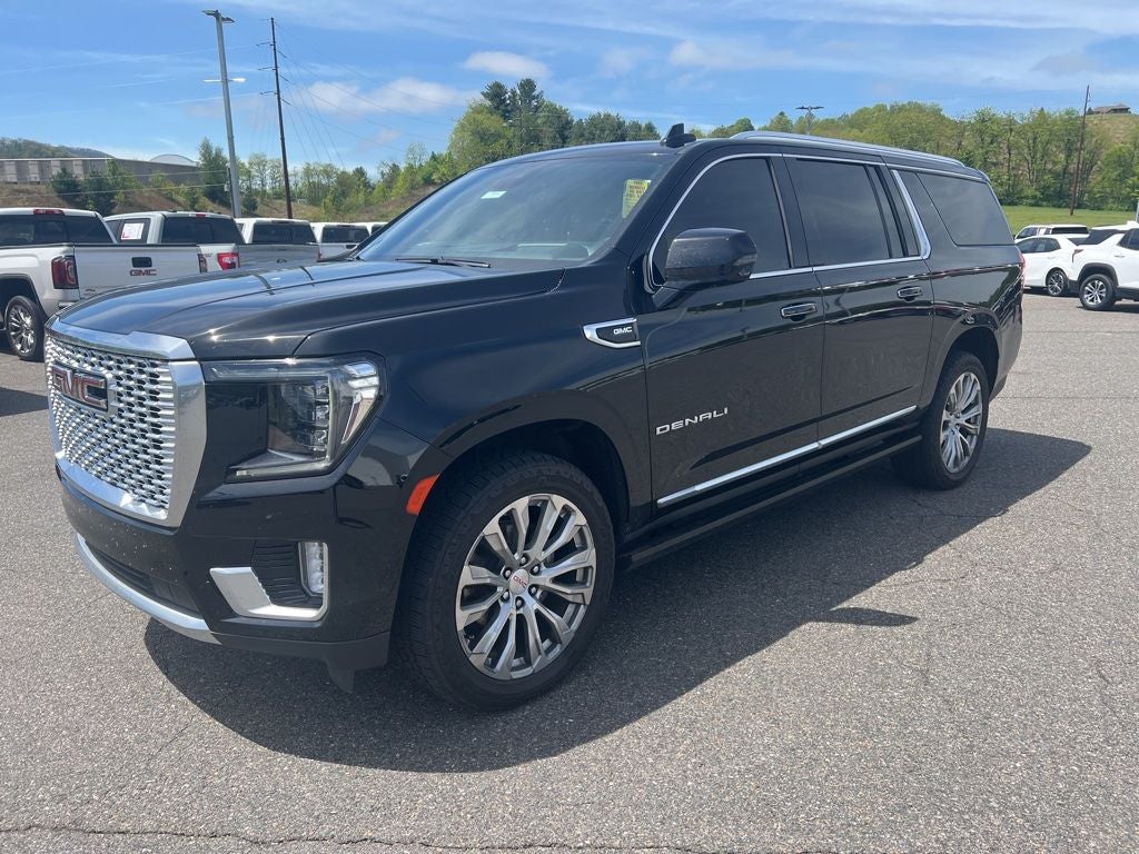 2023 GMC Yukon XL Denali