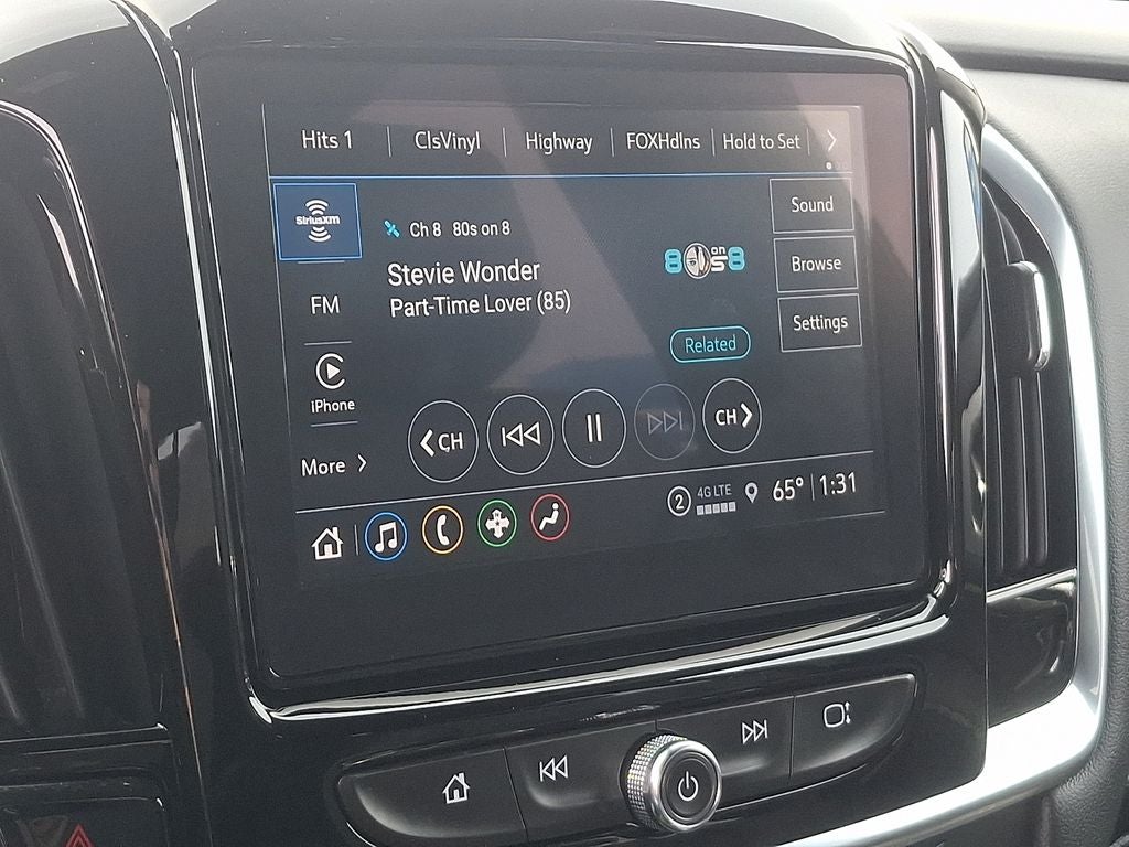 2022 Chevrolet Traverse LT Leather