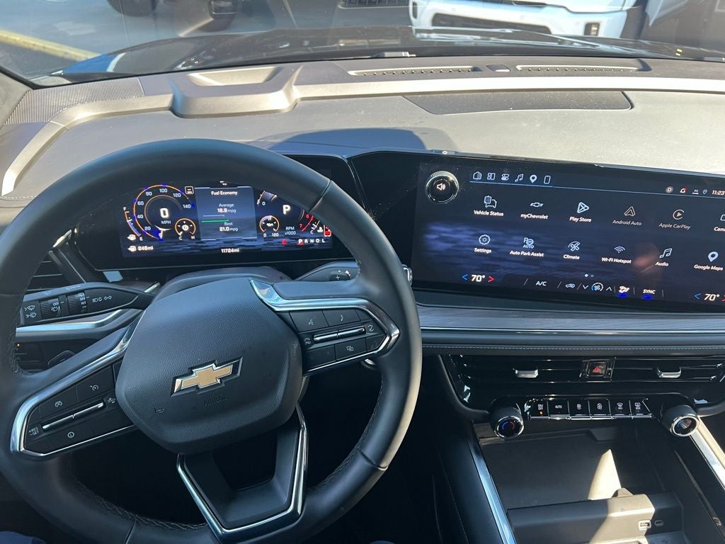 2025 Chevrolet Tahoe LS