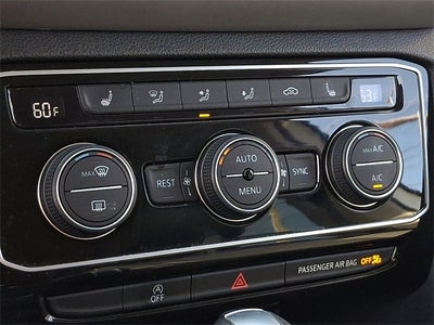 2022 Volkswagen Atlas 3.6L V6 SE w/Technology