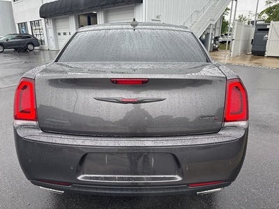 2022 Chrysler 300 S