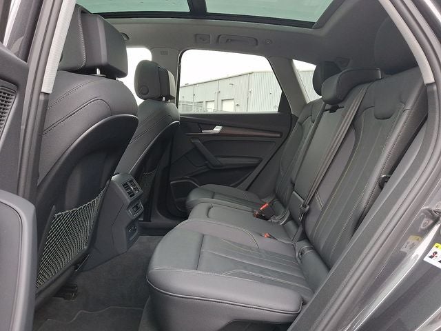 2024 Audi Q5 45 S line Premium quattro