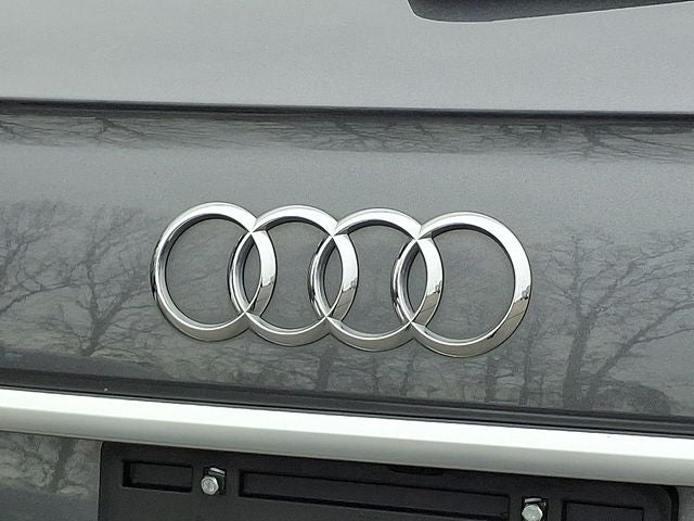 2024 Audi Q5 45 S line Premium quattro