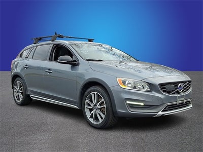 2016 Volvo V60 Cross Country T5
