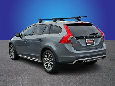 2016 Volvo V60 Cross Country T5