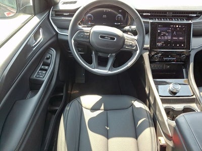 2026 Jeep Grand Cherokee L Laredo