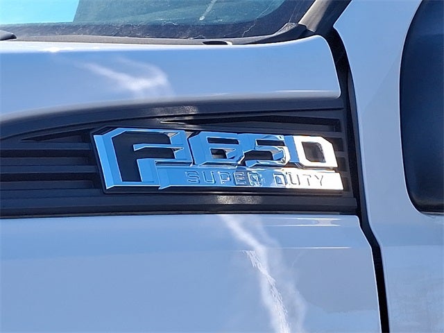 2023 Ford F-650SD Base