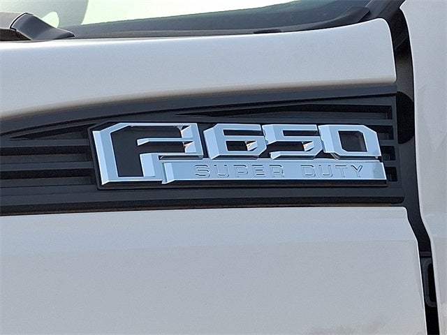 2023 Ford F-650SD Base