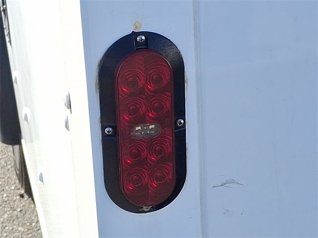 2022 Ford E-350SD Base Cutaway