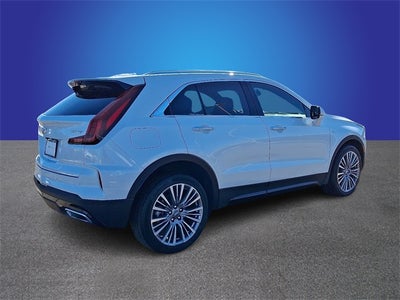 2024 Cadillac XT4 Premium Luxury