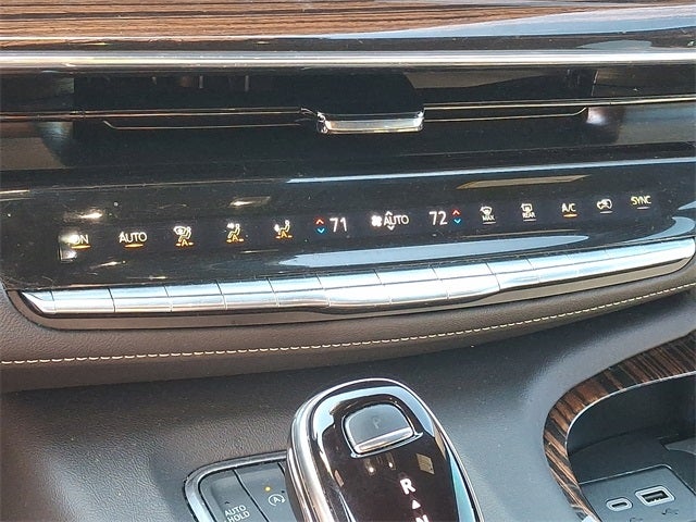 2024 Cadillac Escalade ESV Luxury