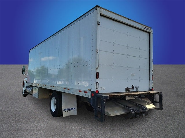 2018 International 4300 26FT BOX