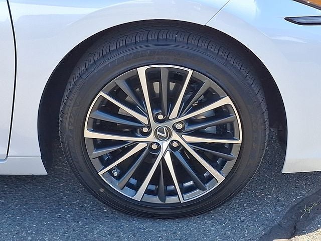 2023 Lexus ES 350