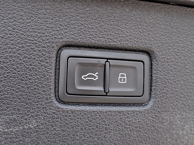 2019 Audi Q7 45 Premium Plus quattro