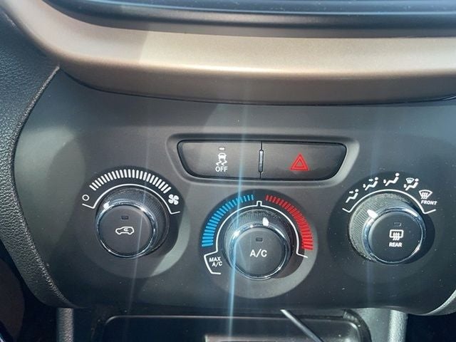 2015 Jeep Cherokee Sport