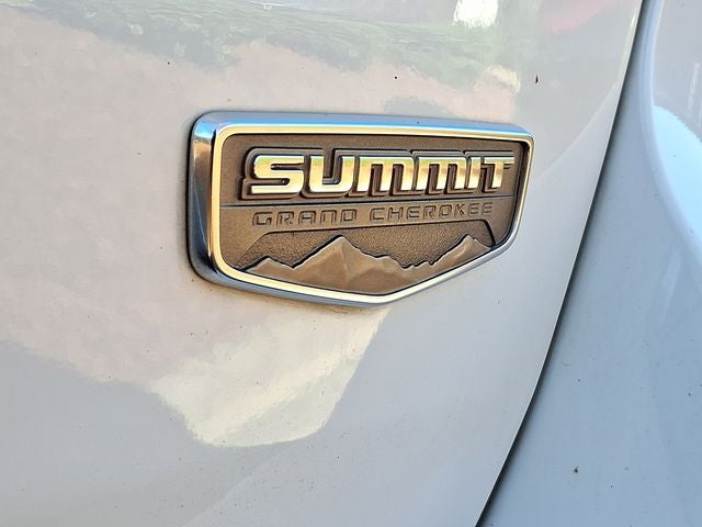 2020 Jeep Grand Cherokee Summit