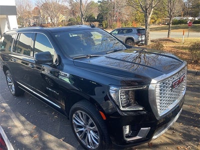 2022 GMC Yukon XL Denali