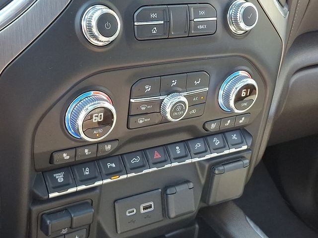 2022 GMC Sierra 3500HD Denali