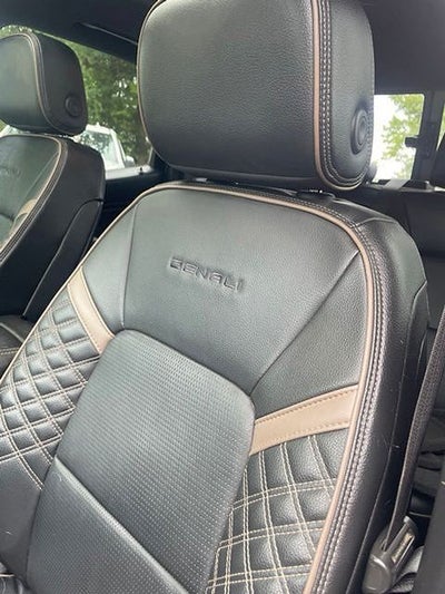 2023 GMC Canyon 4WD Denali