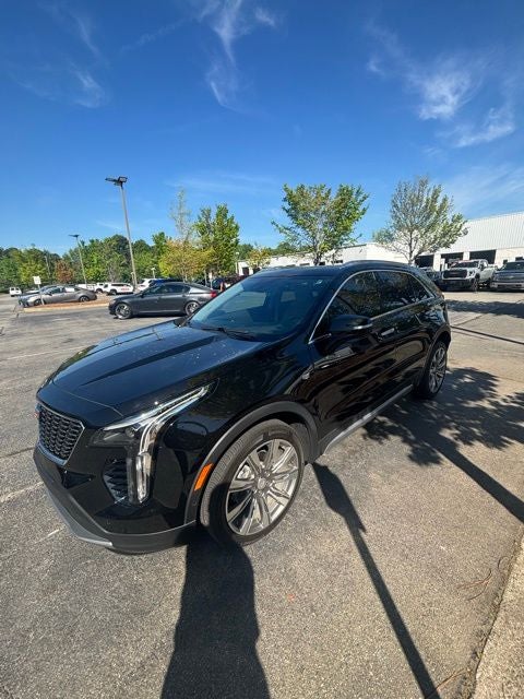 2023 Cadillac XT4 FWD Premium Luxury