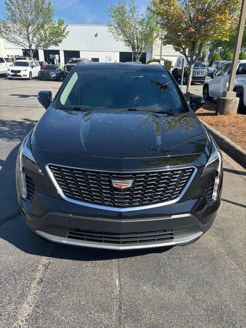2023 Cadillac XT4 FWD Premium Luxury