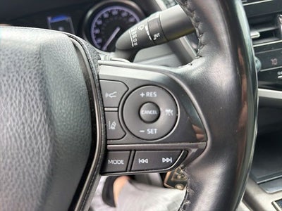 2022 Toyota Camry SE