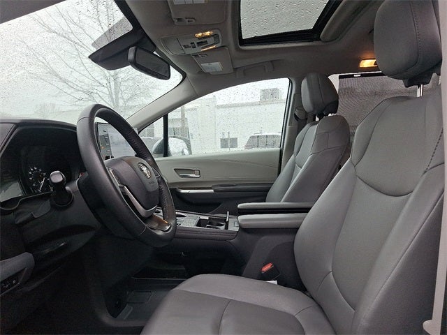 2021 Toyota Sienna XLE 7 Passenger