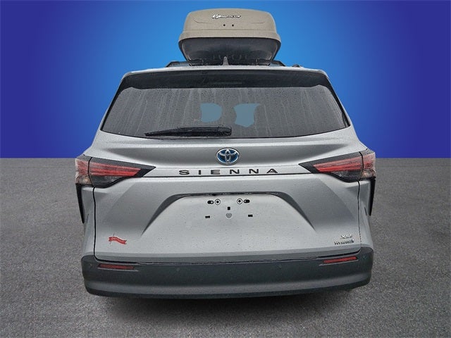 2021 Toyota Sienna XLE 7 Passenger