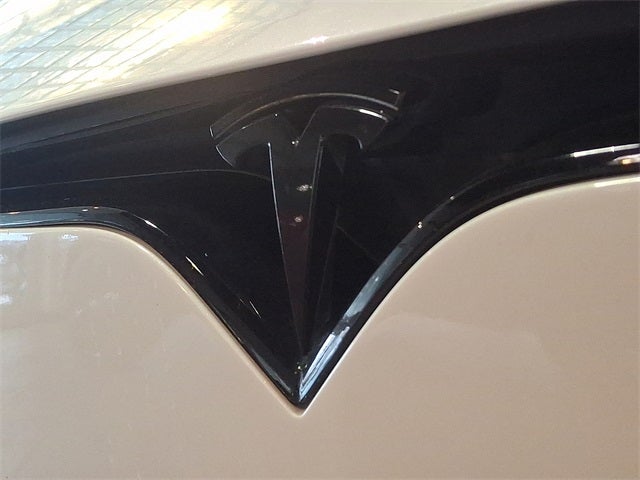 2022 Tesla Model S Plaid