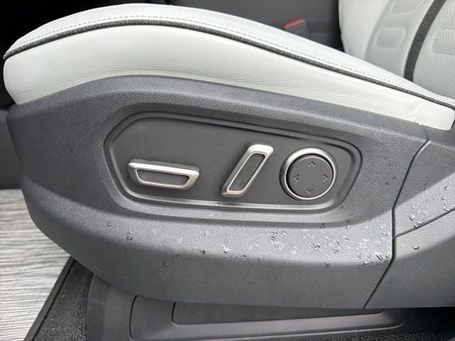2025 Rivian R1S Adventure Dual Motor Standard Pack
