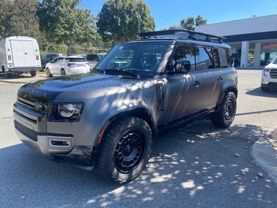 2025 Land Rover Defender V8