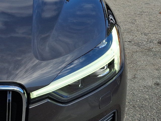 2022 Volvo XC60 Inscription