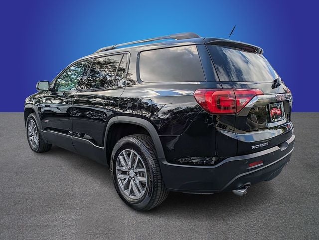 2017 GMC Acadia SLE-2