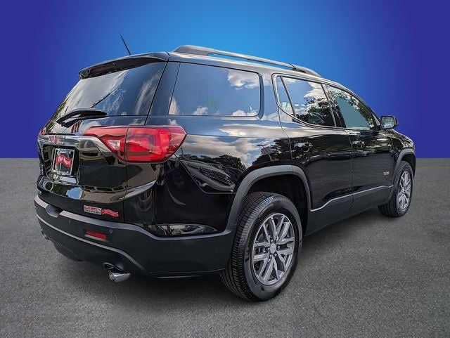 2017 GMC Acadia SLE-2